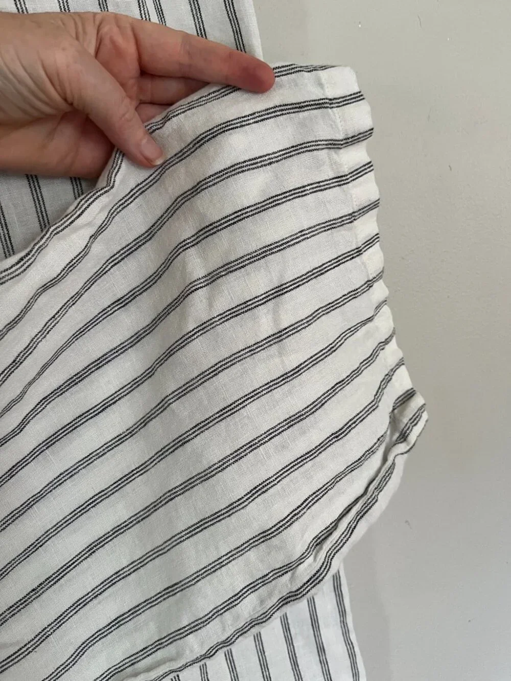 Quince Sz 8 Euro Linen Pleated Trousers White with Black Stripe